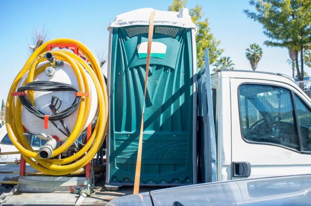 Best Portable toilet rental cost  in Vista Santa Rosa, CA